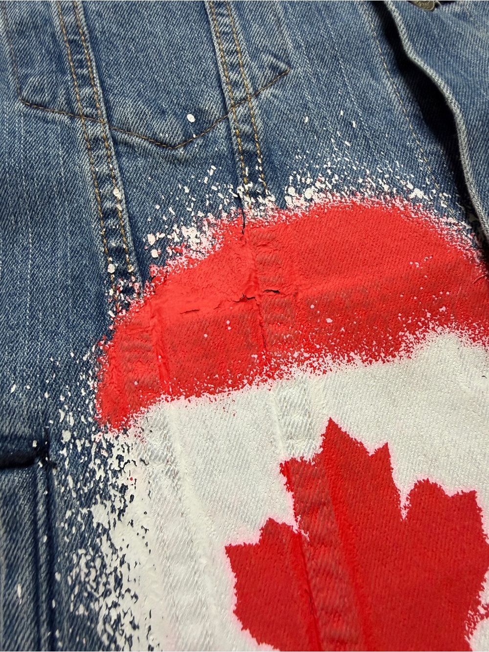 Levi’s 2020 Olympics Hudsons Bay Company Type 3 Denim Trucker Jacket Mens Large - Picture 5 of 12